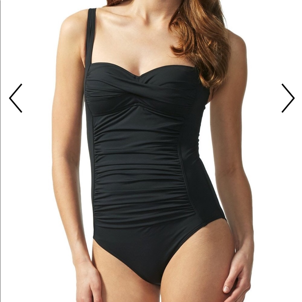 (NWT) MOONTIDE Black Swimsuit